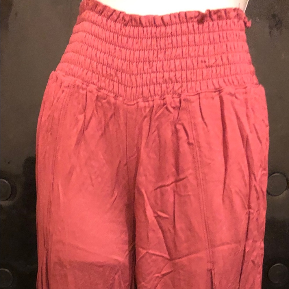 Cute pull on pants with slits